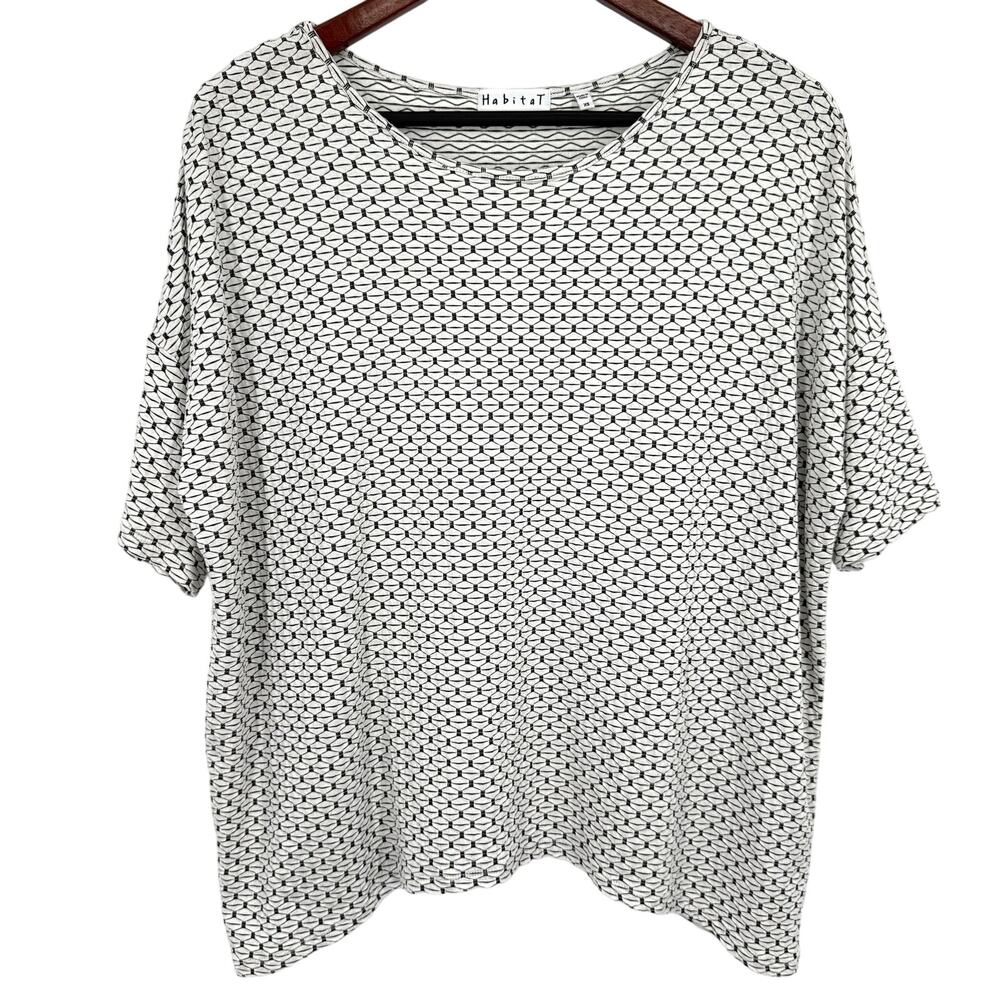 Habitat Sz Medium Super Stretchy Wearable Art Black White Blouse Shirt Top Cozy